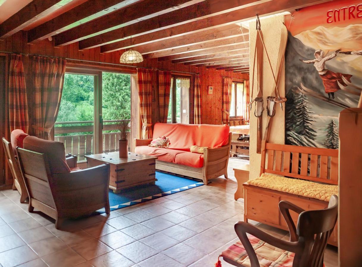Grand Appartement Proche Gd Bornand Glieres-Val-de-Borne Esterno foto