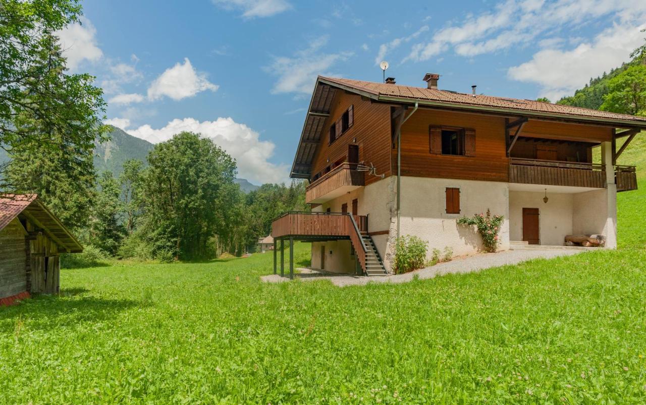 Grand Appartement Proche Gd Bornand Glieres-Val-de-Borne Esterno foto