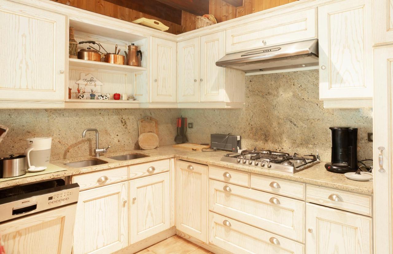 Grand Appartement Proche Gd Bornand Glieres-Val-de-Borne Esterno foto