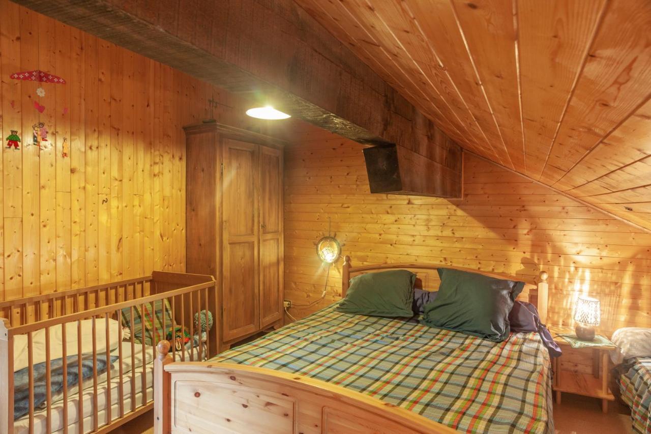 Grand Appartement Proche Gd Bornand Glieres-Val-de-Borne Esterno foto